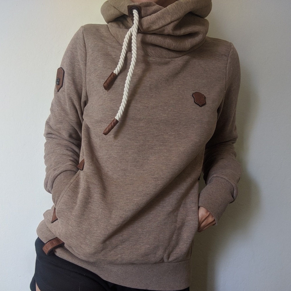 🐻 NWT Naketano hoodie